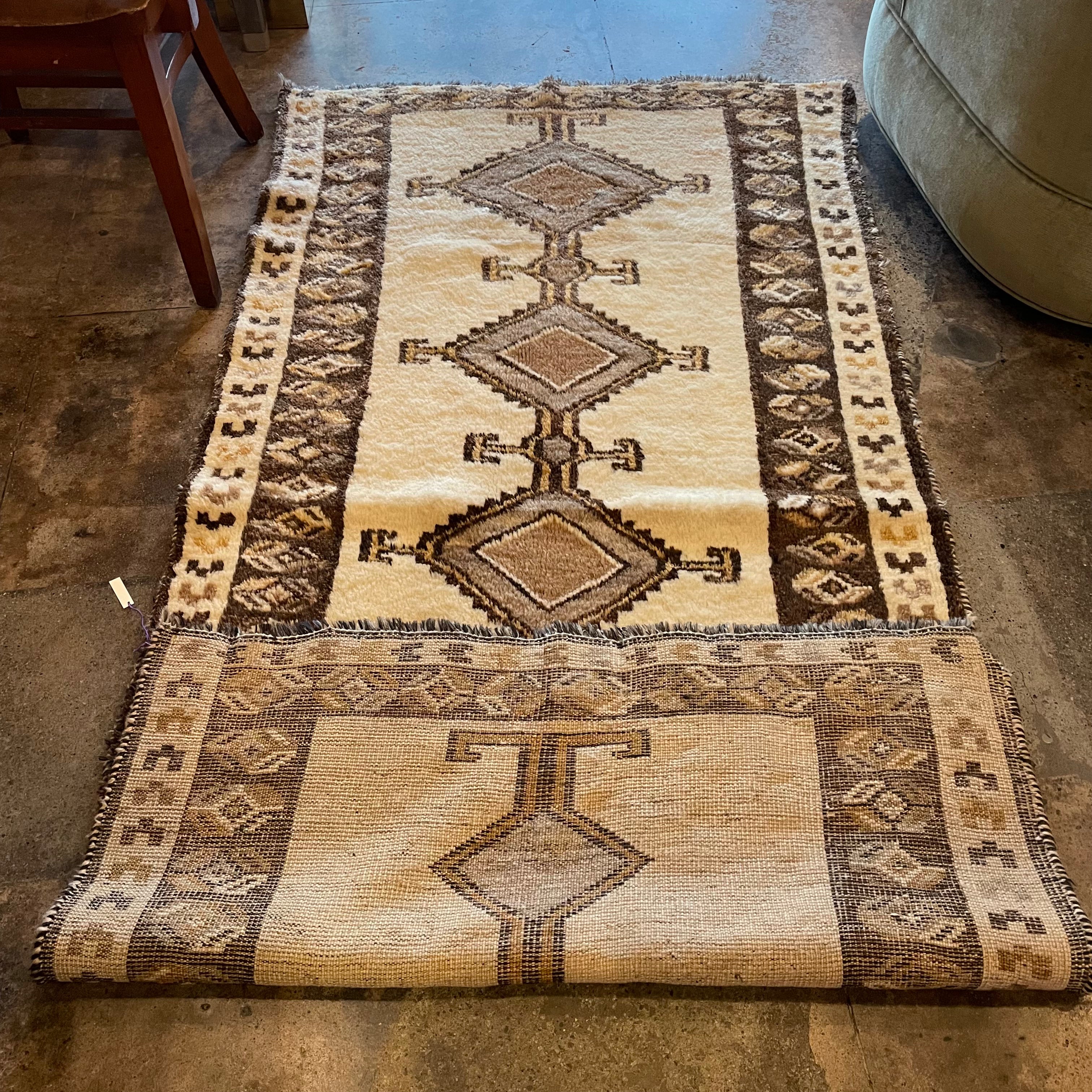 3’4” x 6’9” Vintage Algerian  Shag Rug