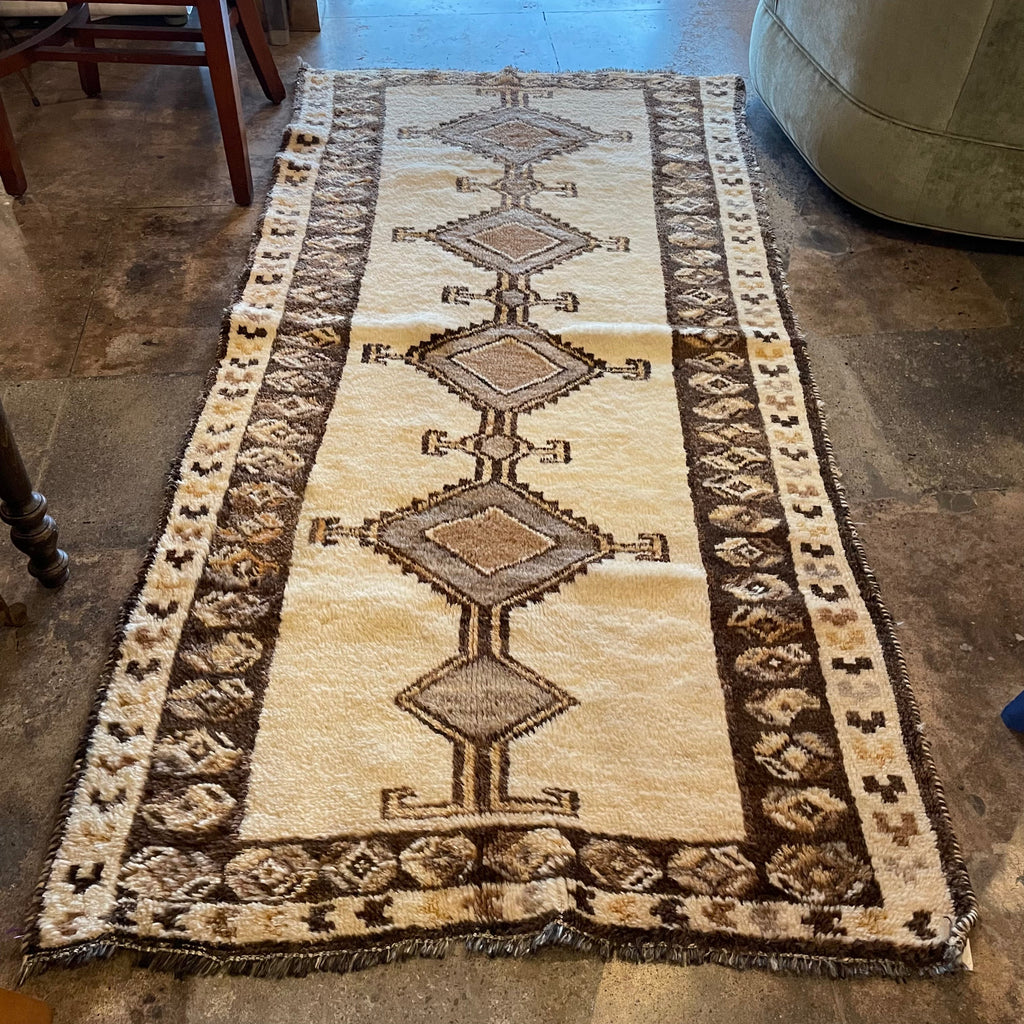 3’4” x 6’9” Vintage Algerian  Shag Rug