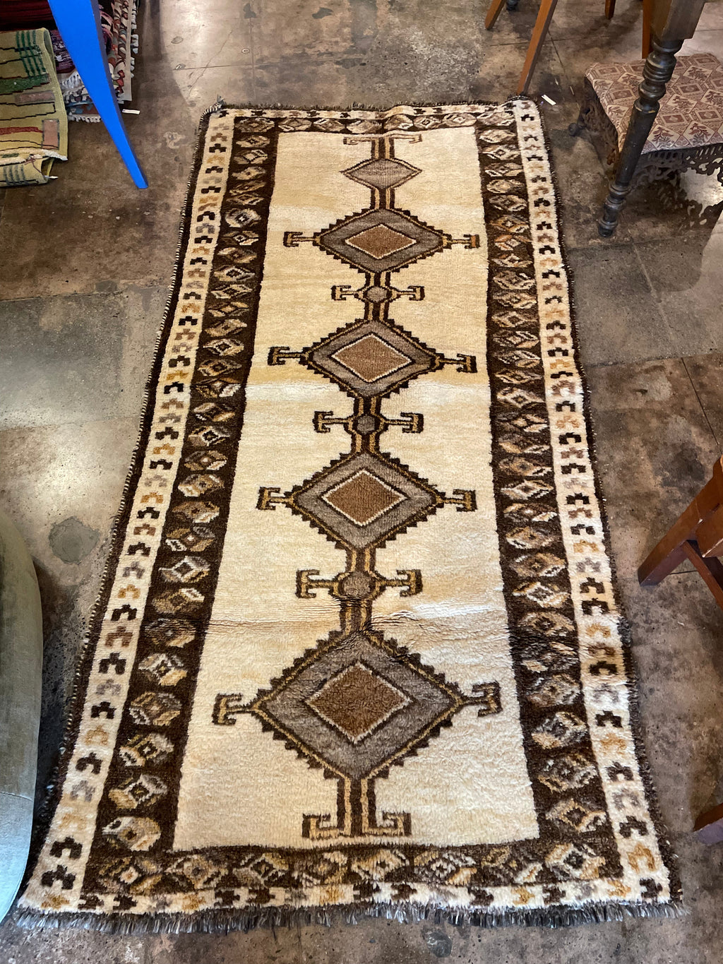 3’4” x 6’9” Vintage Algerian  Shag Rug