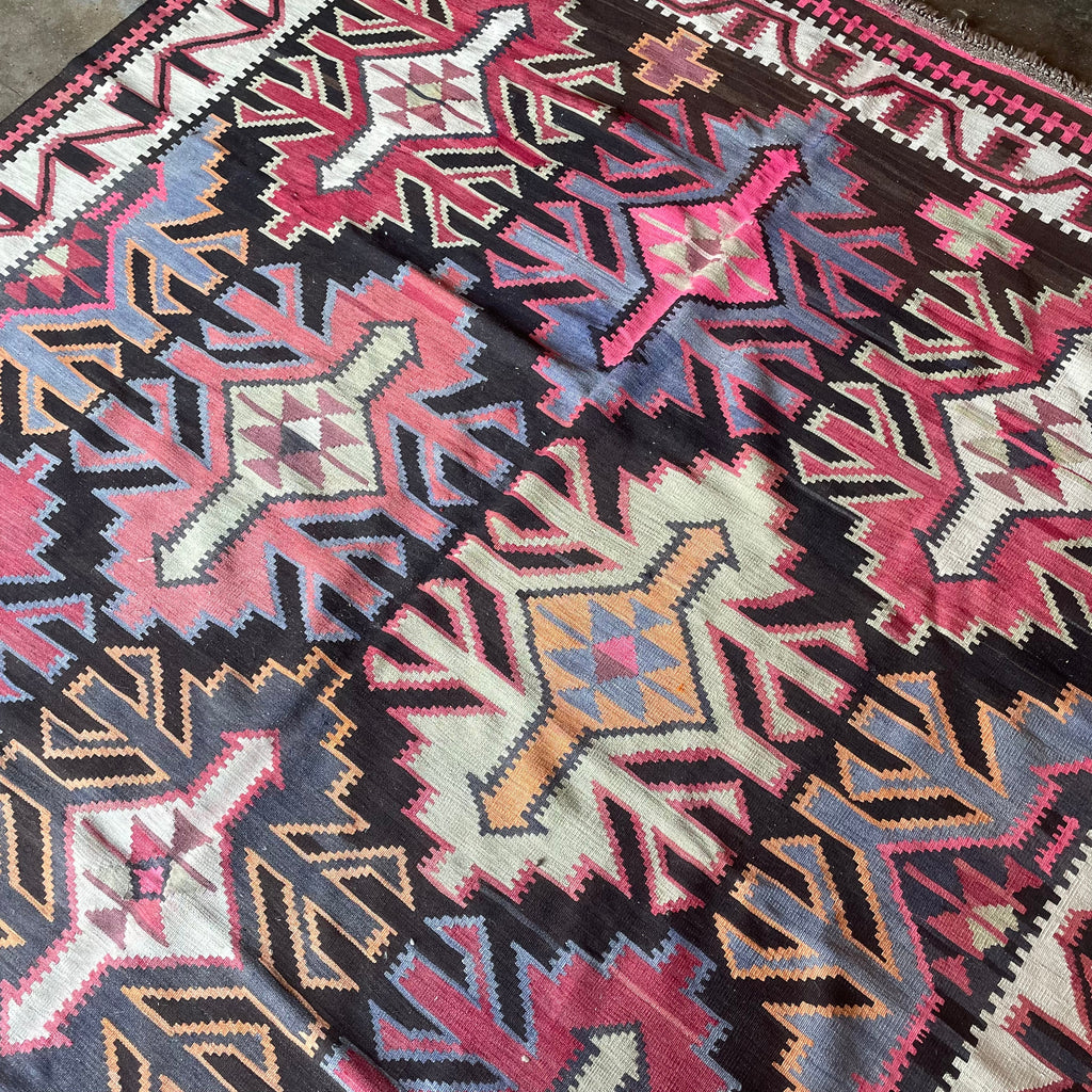 Vintage Kuba Kilim Rug - 6'7" x 10'10"