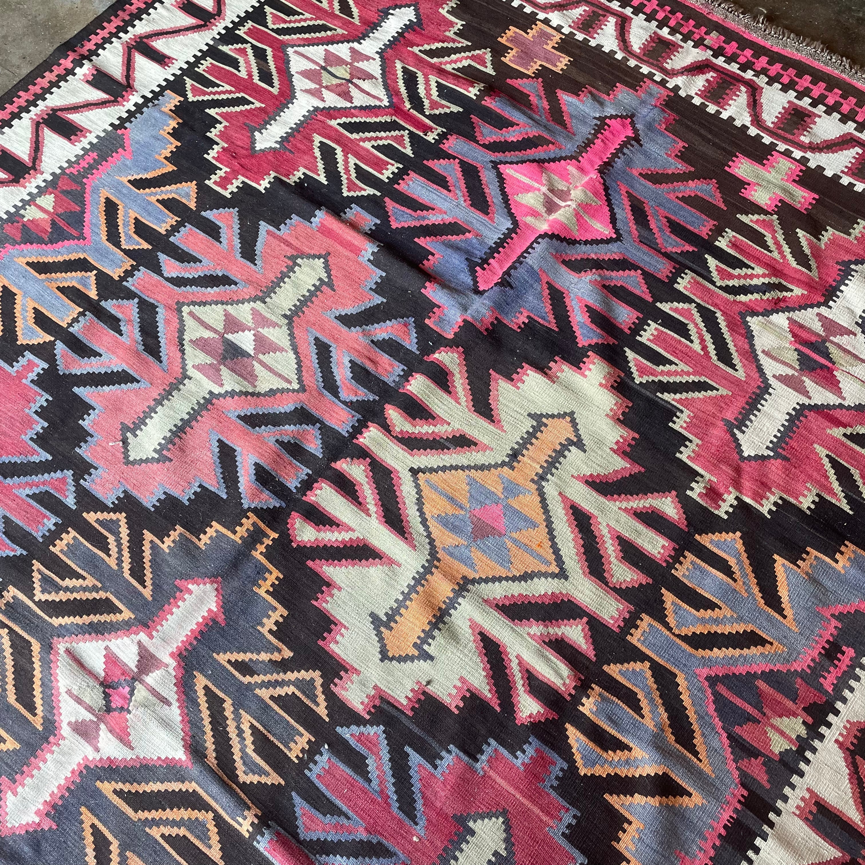 Vintage Kuba Kilim Rug - 6'7" x 10'10"