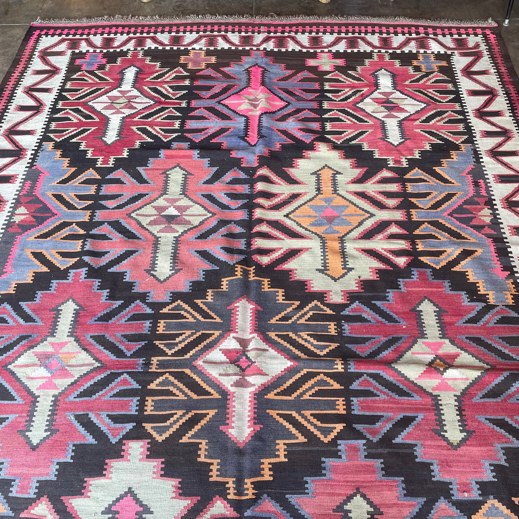 Vintage Kuba Kilim Rug - 6'7" x 10'10"