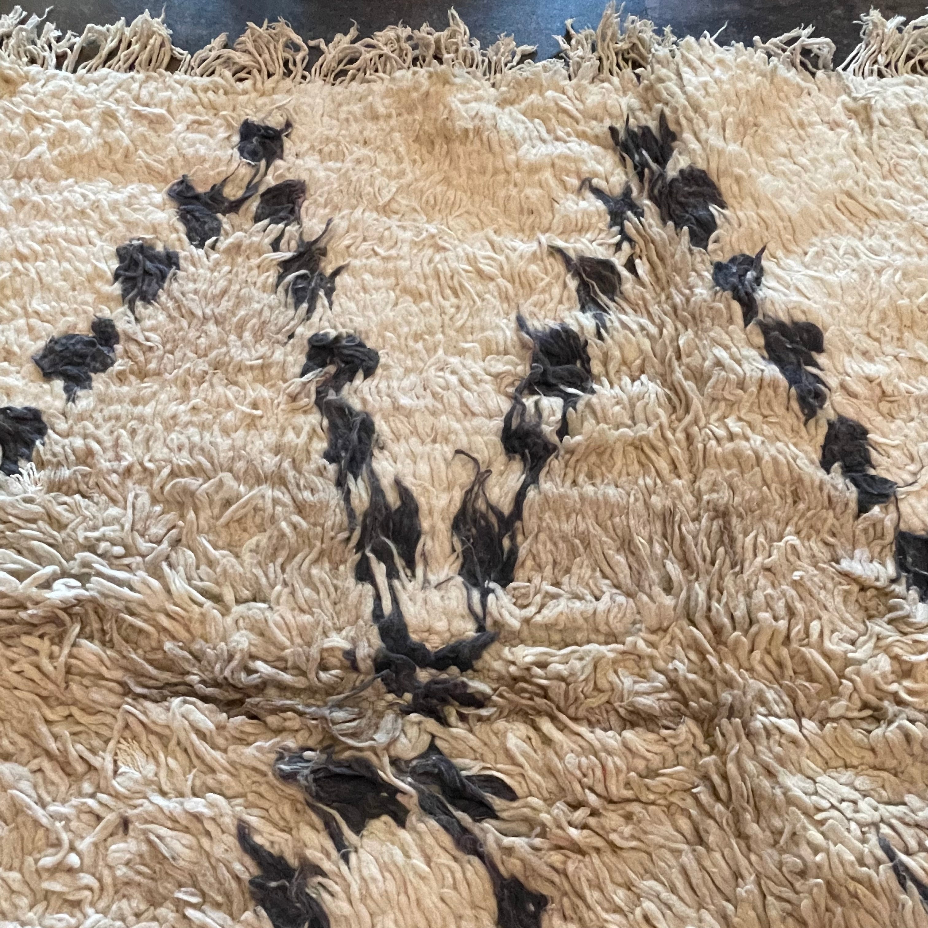 Vintage Moroccan Berber Rug - 6' x 9'7"